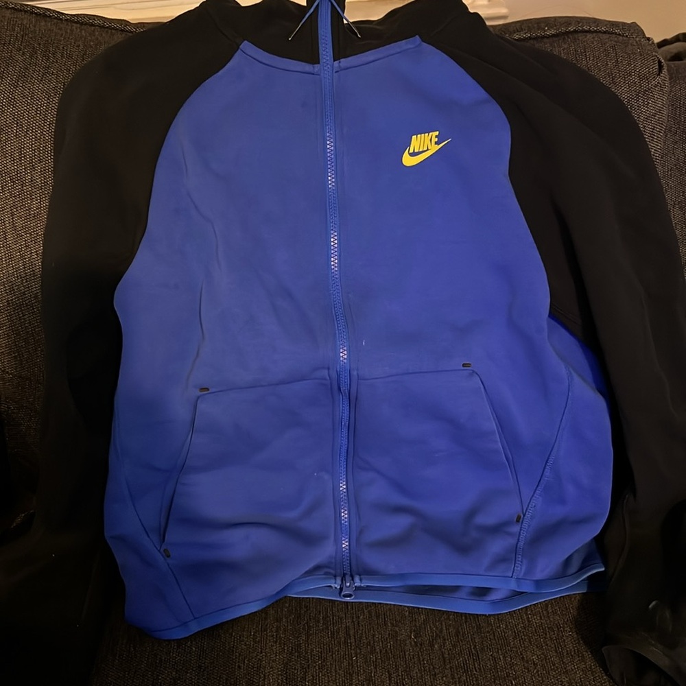 GUC Nike Tech Fleece Blue Zip-Up Hoodie - Picture 3 of 7